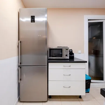 Three Bedroom Apartment In Sants-2